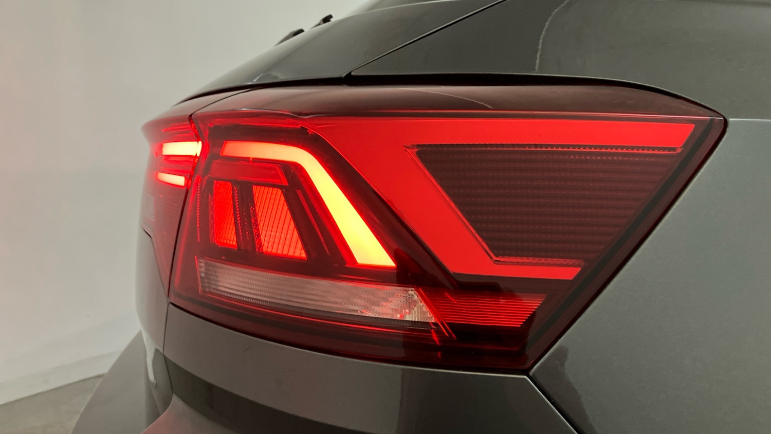 Used Volkswagen T-Roc 2025 for sale - 77324381: Photo 25