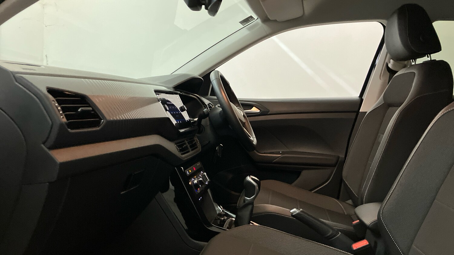 Used Volkswagen T-Cross 2022 for sale - 76233031: Photo 22
