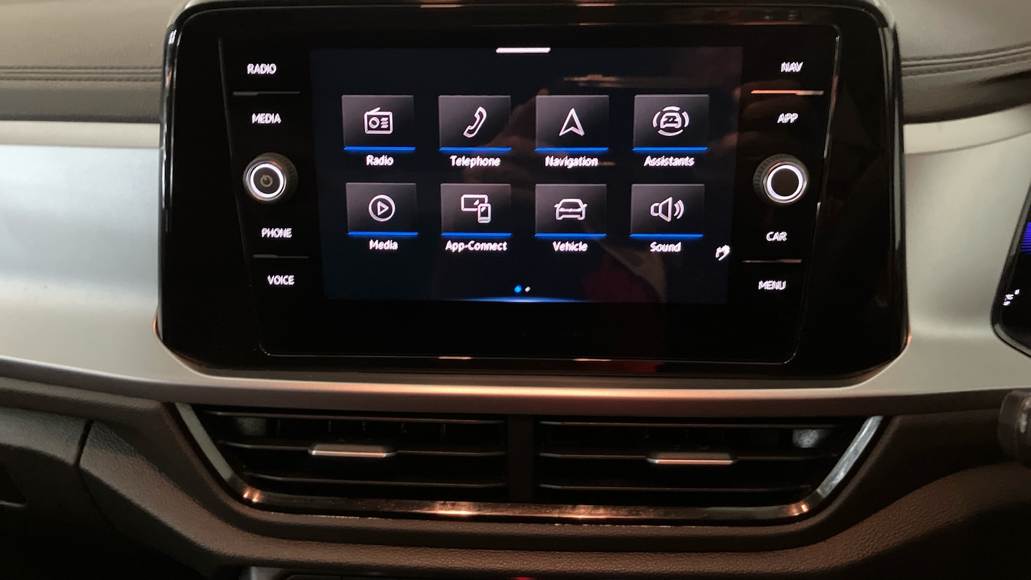 Used Volkswagen T-Roc 2023 for sale - 77353553: Photo 35