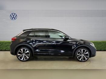 Used Volkswagen T-Roc 2022 for sale - 78902998: Photo