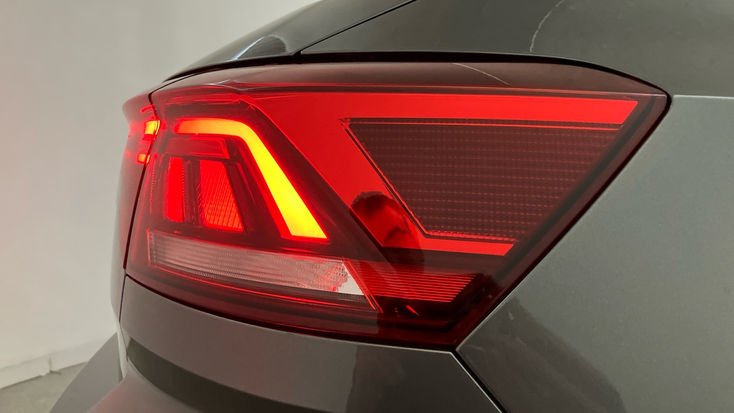 Used Volkswagen T-Roc 2023 for sale - 76332736: Photo 24