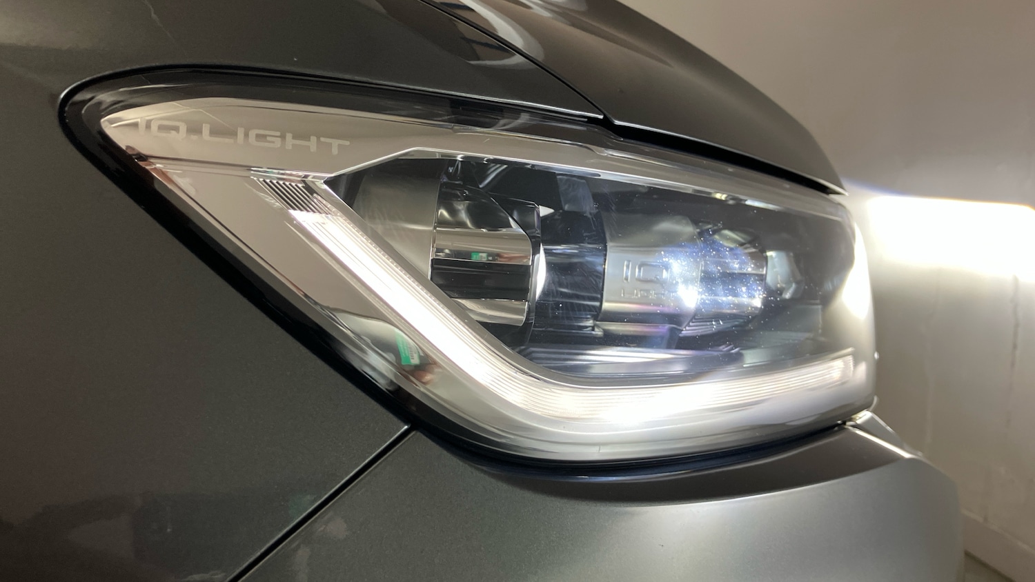 Used Volkswagen T-Roc 2023 for sale - 76332736: Photo 34