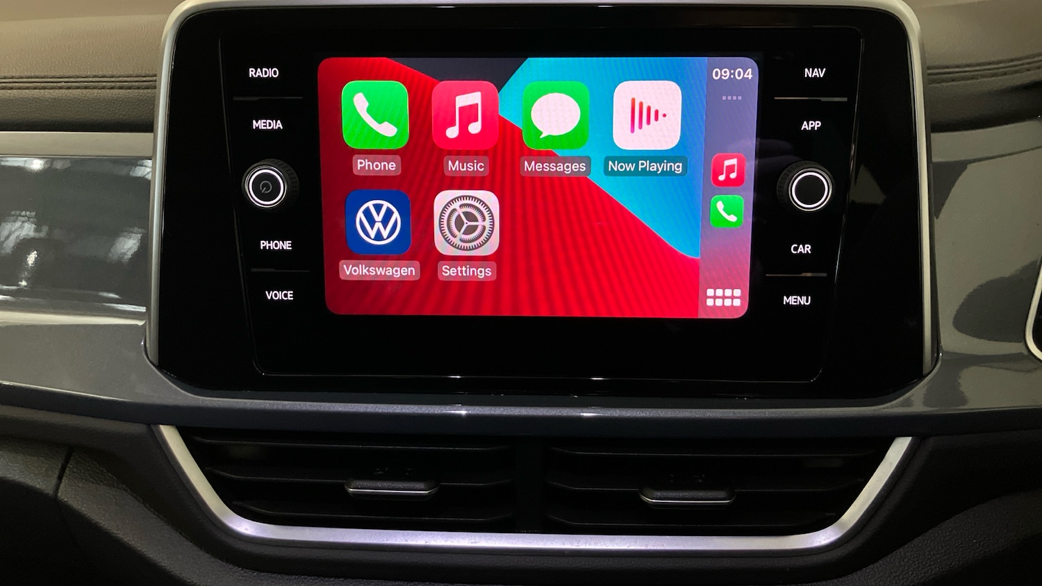 Used Volkswagen T-Roc 2023 for sale - 76332736: Photo 38