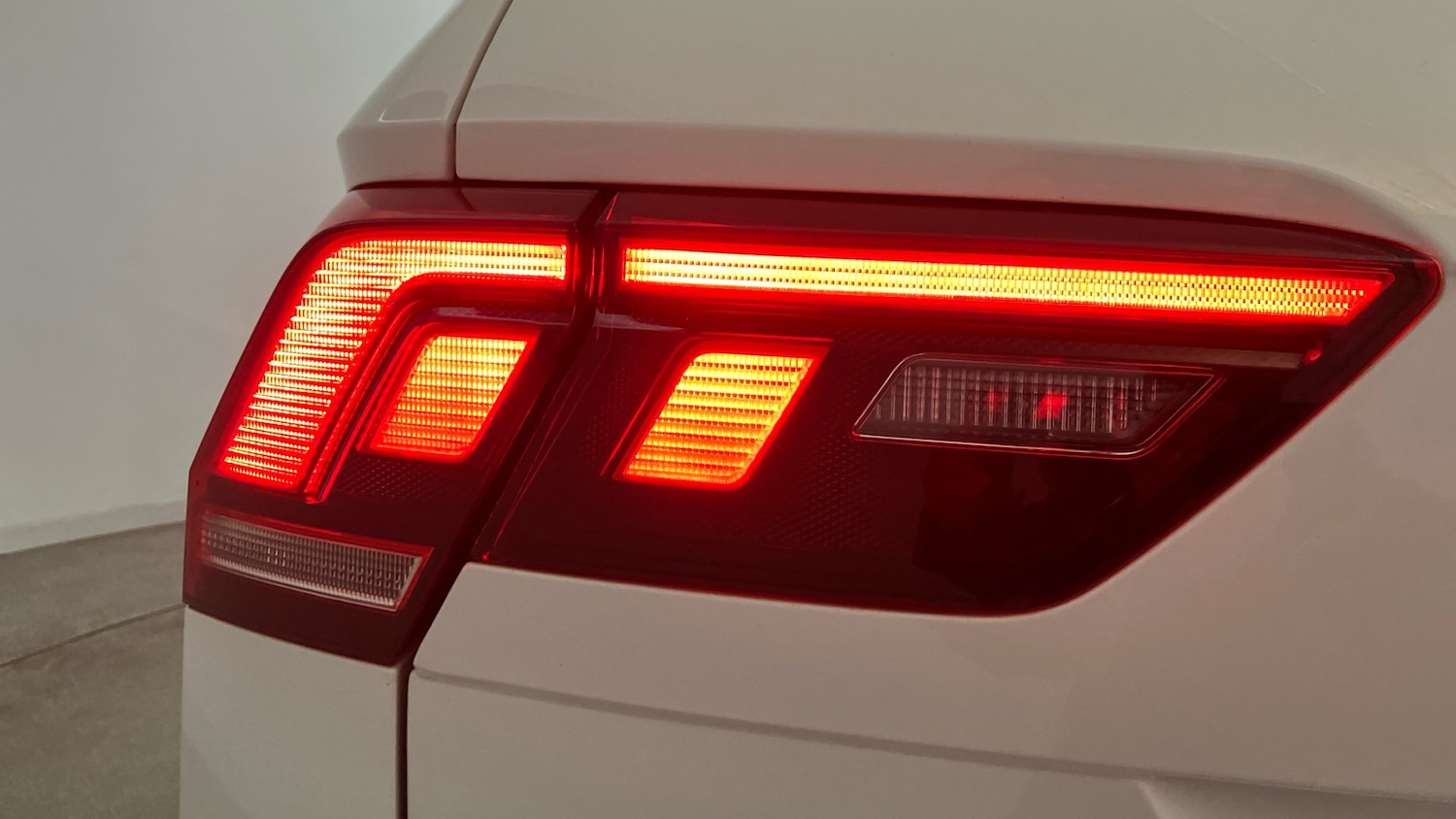 Used Volkswagen Tiguan 2022 for sale - 76451829: Photo 34