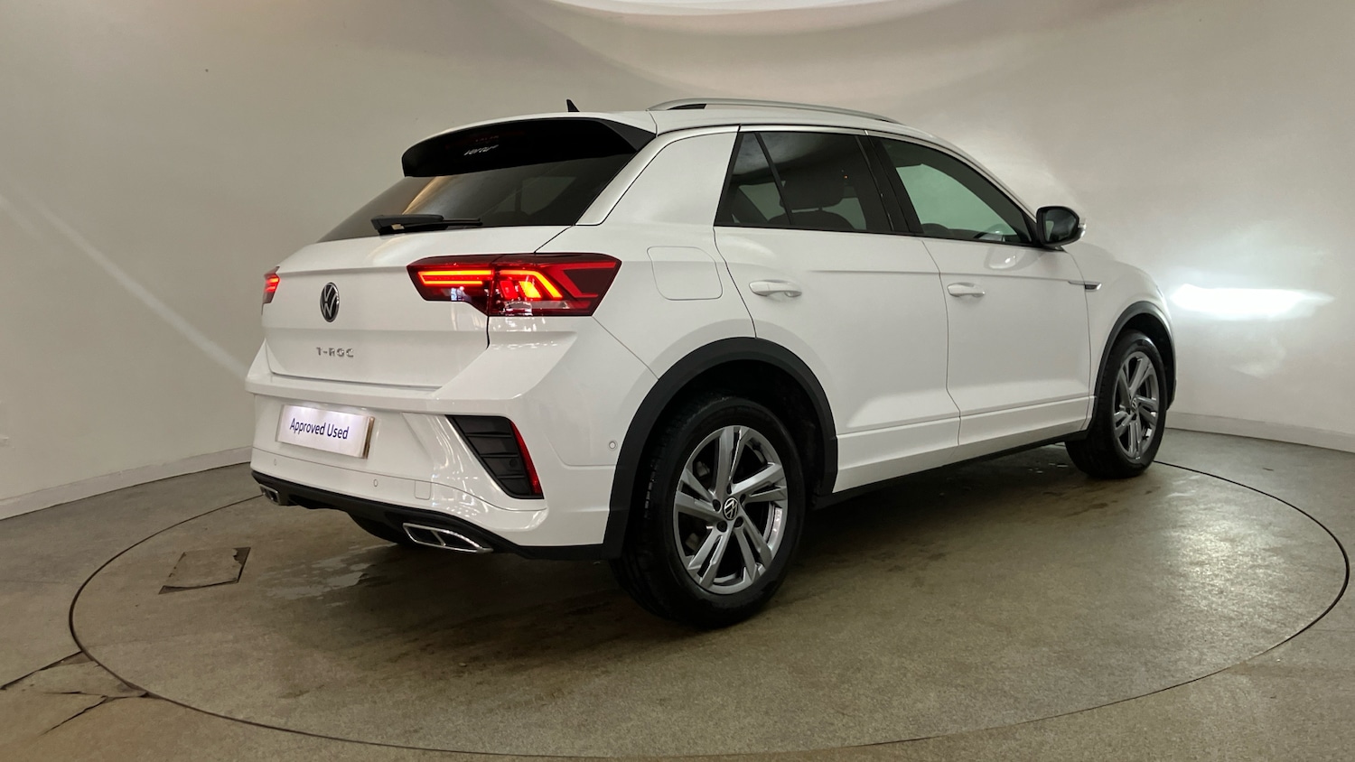 Used Volkswagen T-Roc 2024 for sale - 76891590: Photo 35