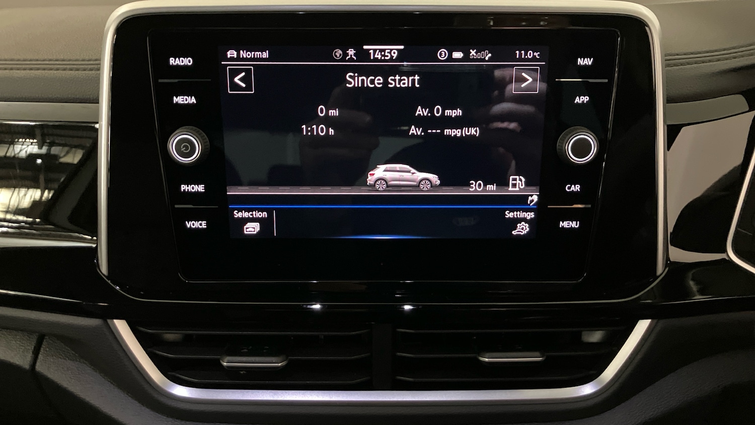 Used Volkswagen T-Roc 2024 for sale - 76891590: Photo 44