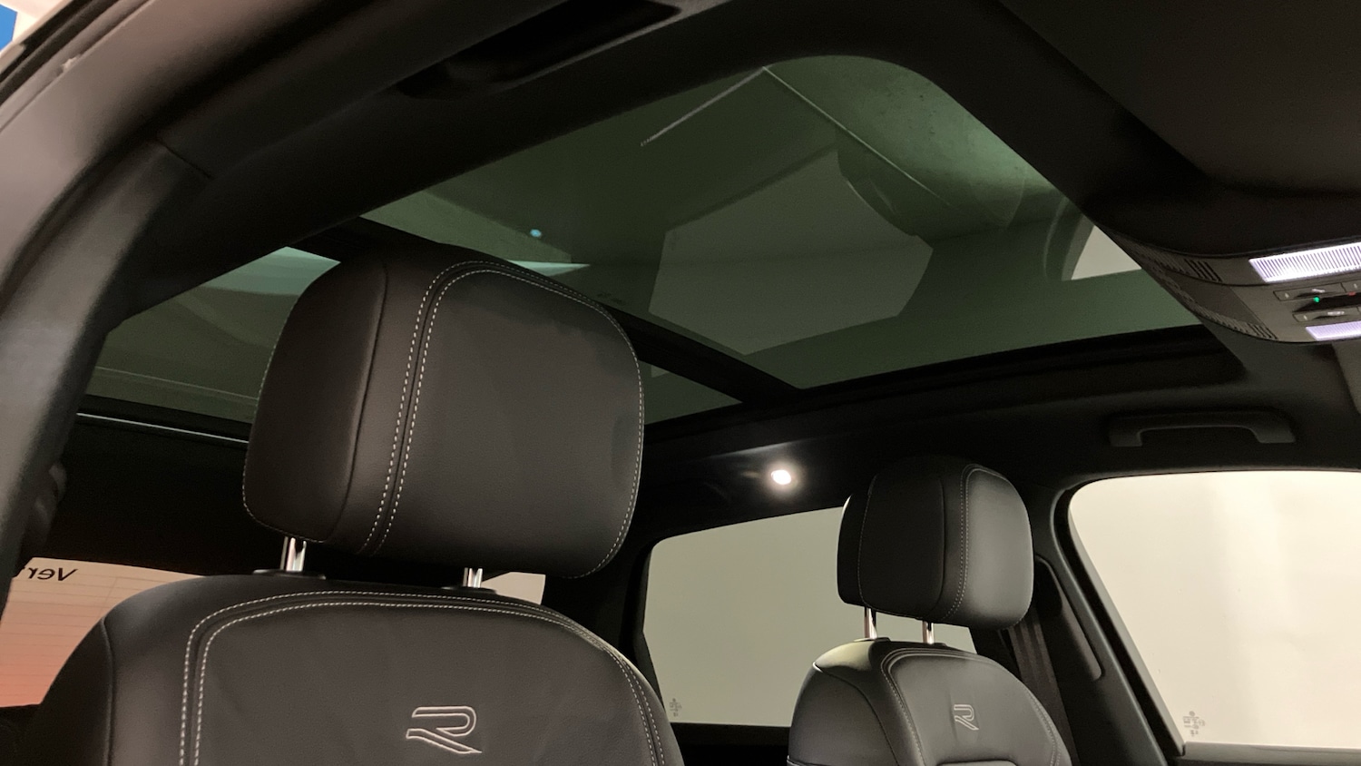 Used Volkswagen Touareg 2025 for sale - 77641217: Photo 34