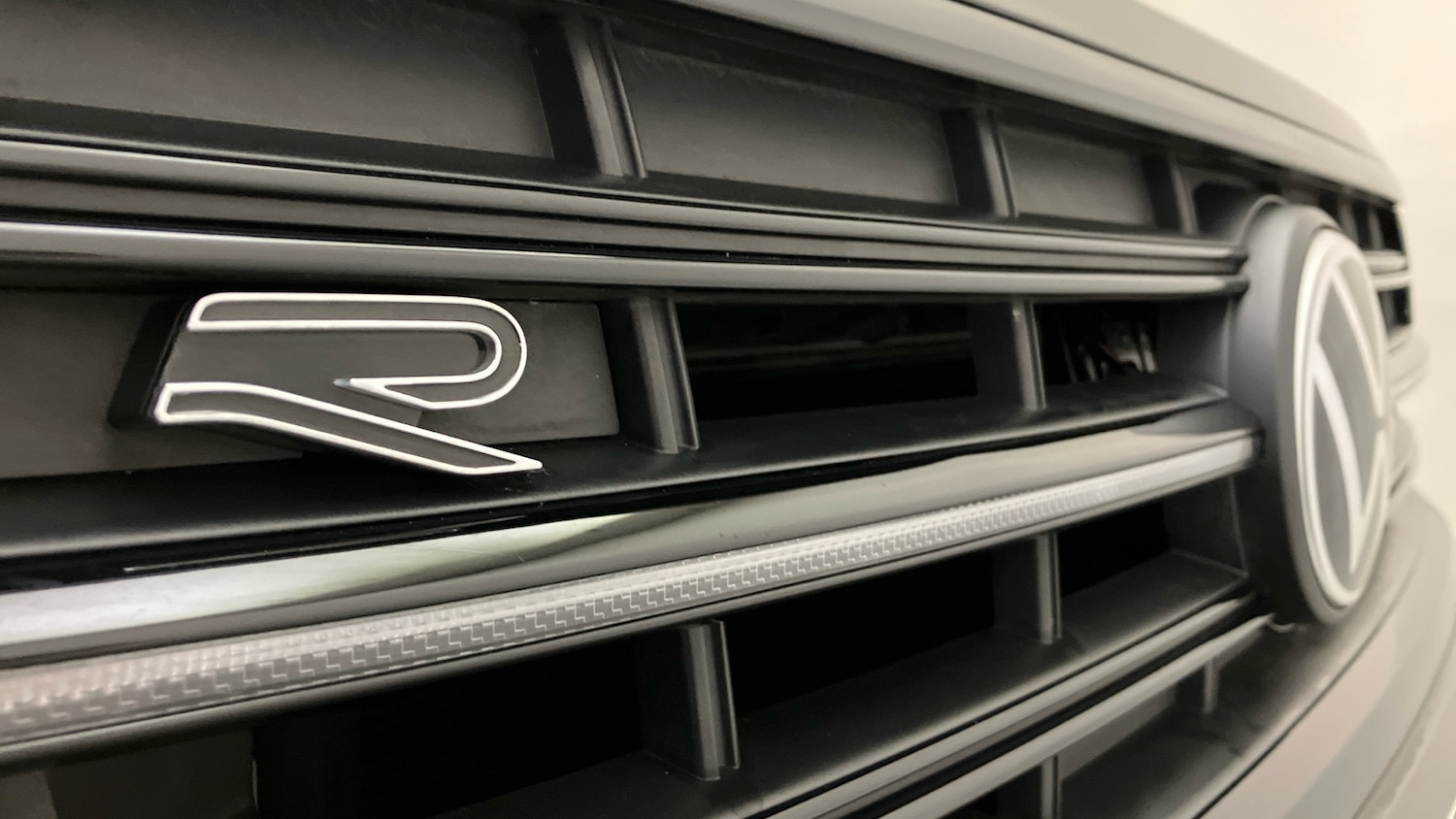 Used Volkswagen Touareg 2025 for sale - 77641217: Photo 38