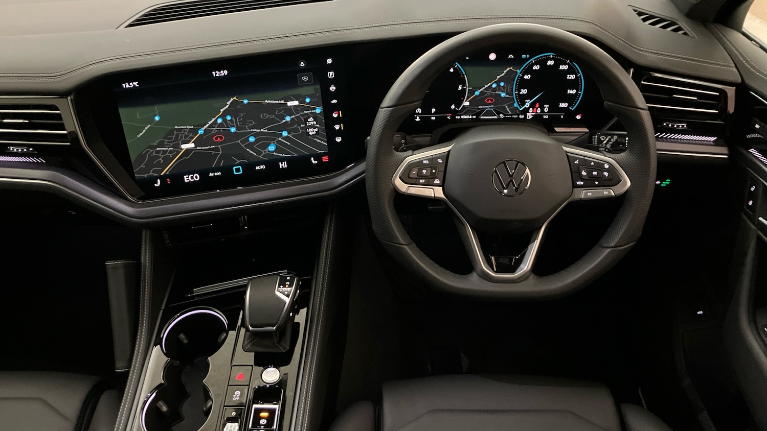 Used Volkswagen Touareg 2025 for sale - 77641217: Photo 9