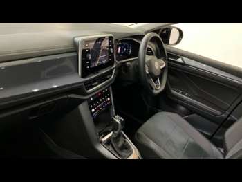 Used Volkswagen T-Roc 2022 for sale - 75190432: Photo
