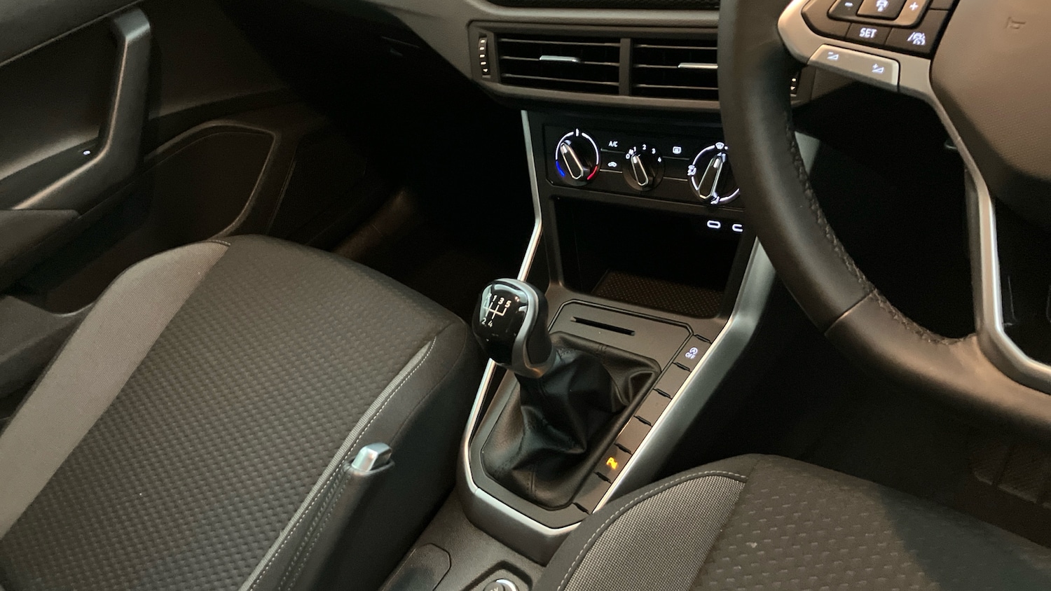 Used Volkswagen Polo 2022 for sale - 76480233: Photo 14