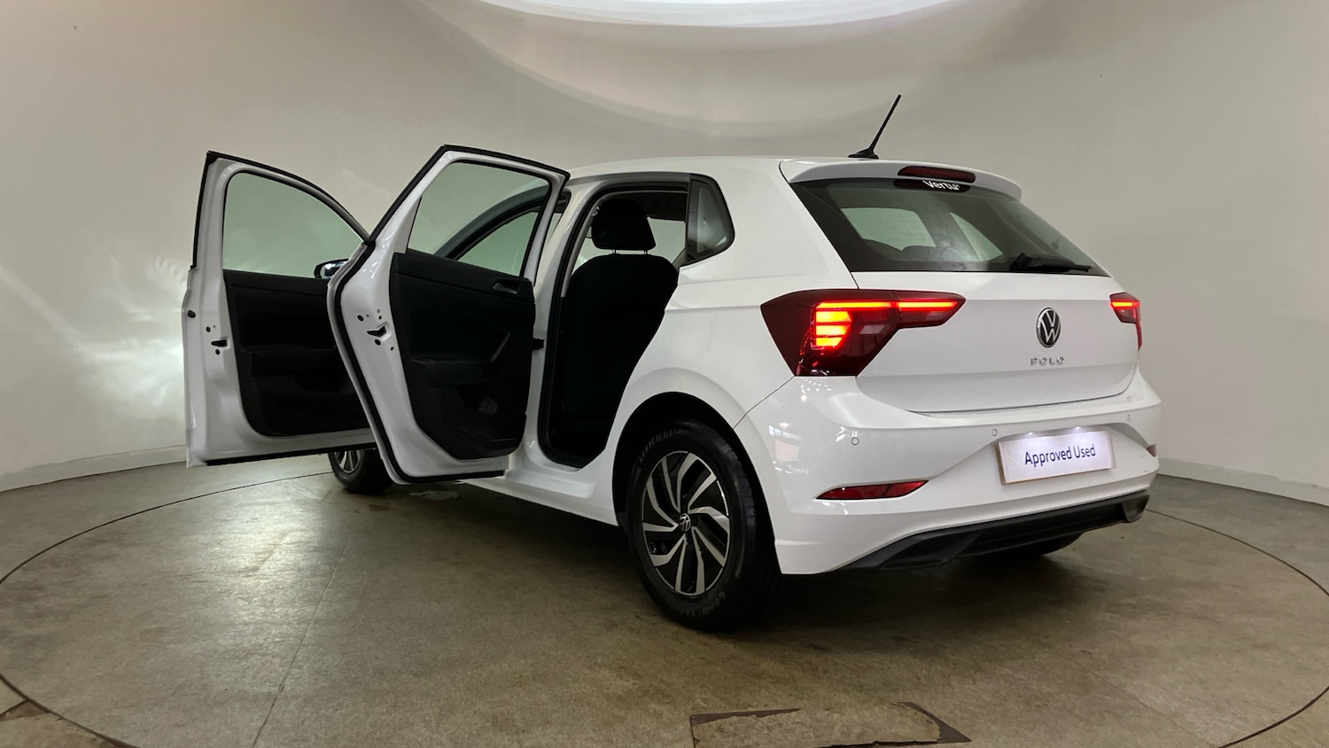 Used Volkswagen Polo 2022 for sale - 76480233: Photo 40