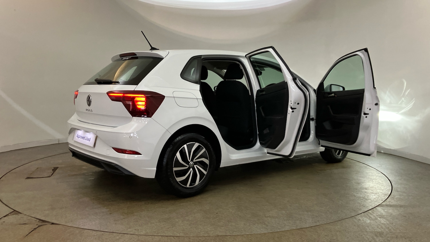 Used Volkswagen Polo 2022 for sale - 76480233: Photo 42