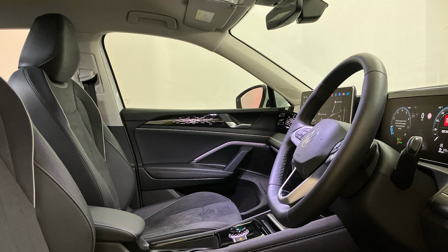 Used Volkswagen Tiguan 2025 for sale - 77128063: Photo 15