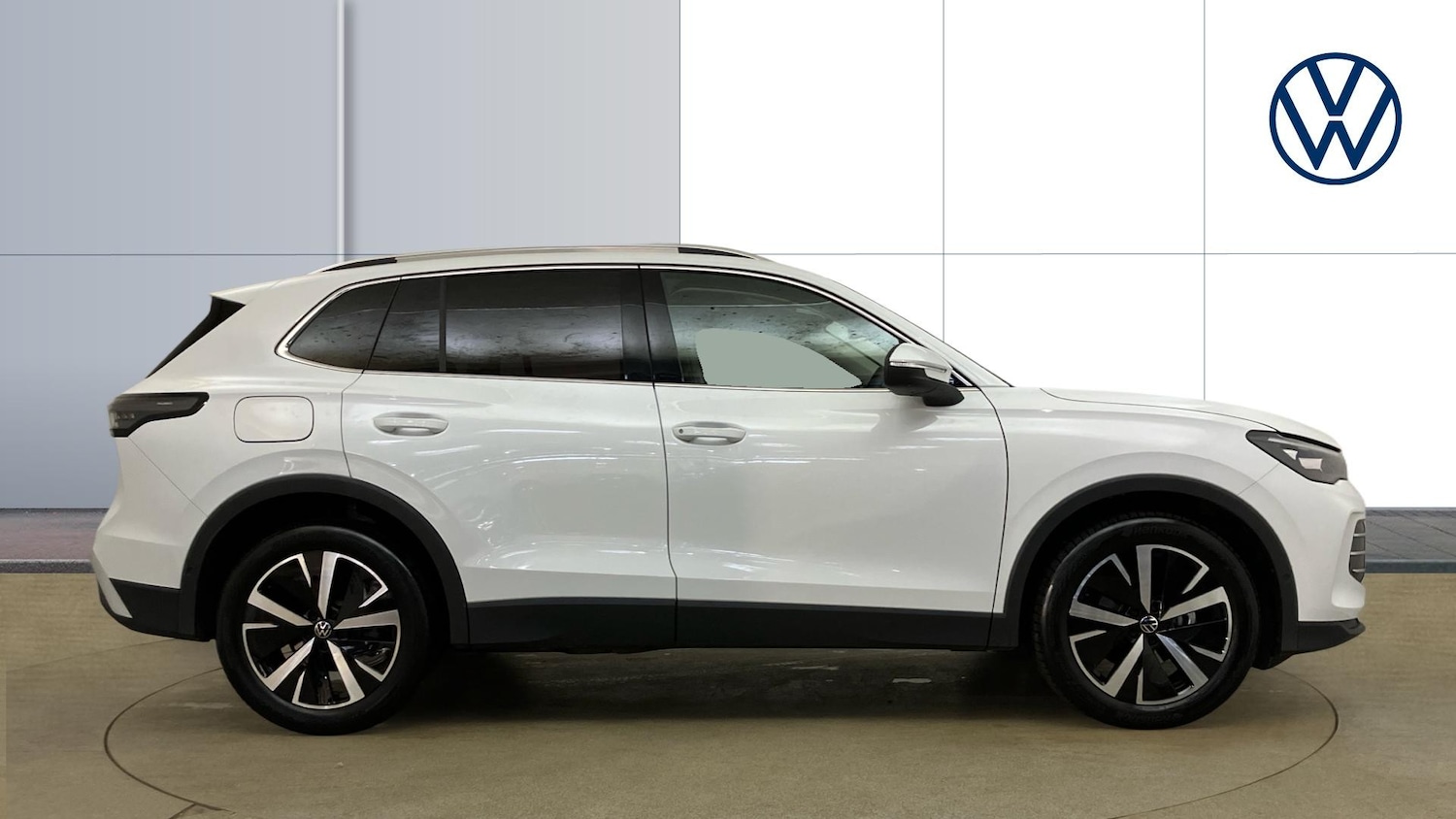 Used Volkswagen Tiguan 2025 for sale - 77128063: Photo 4