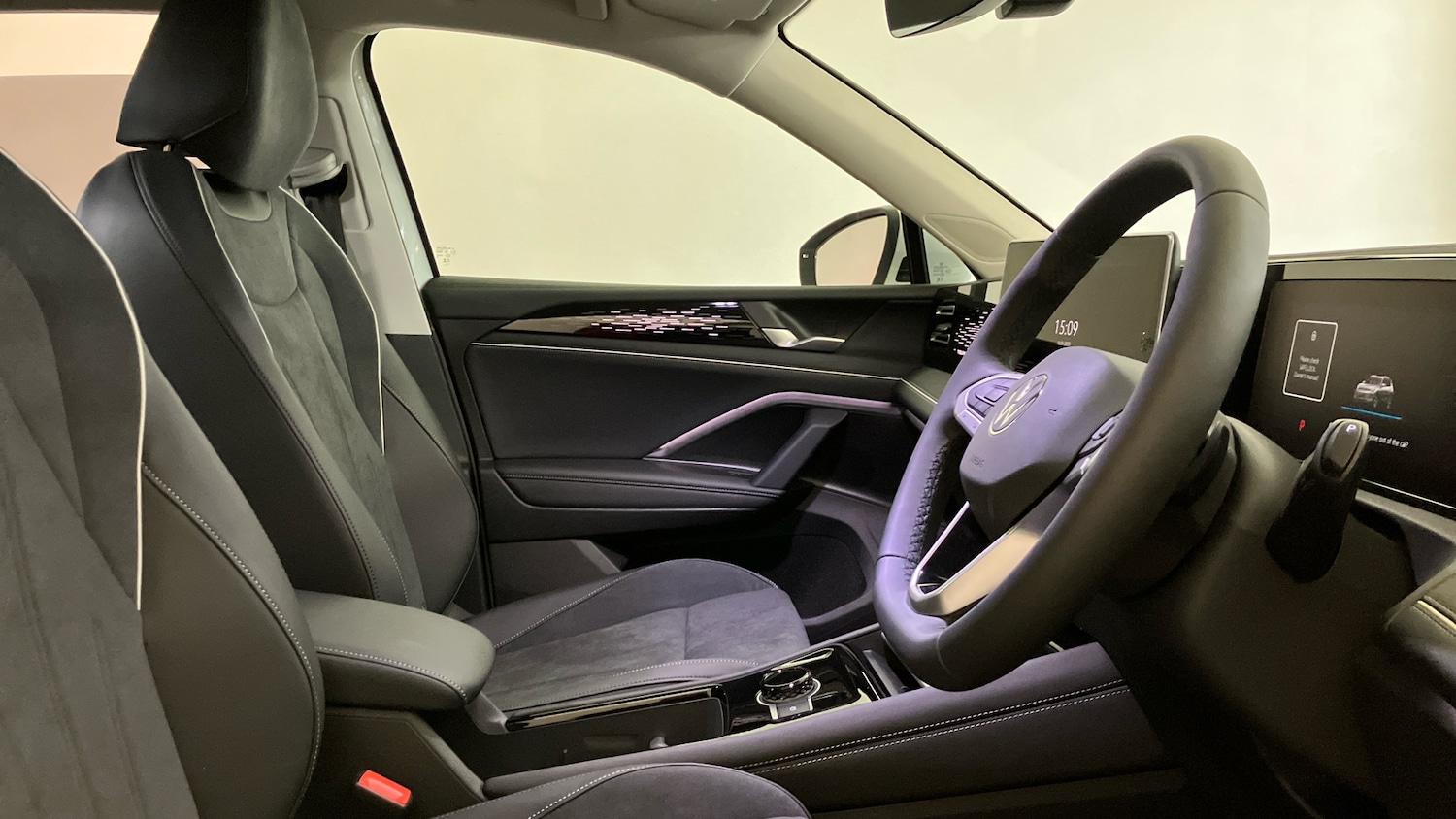 Used Volkswagen Tiguan 2025 for sale - 76963189: Photo 15