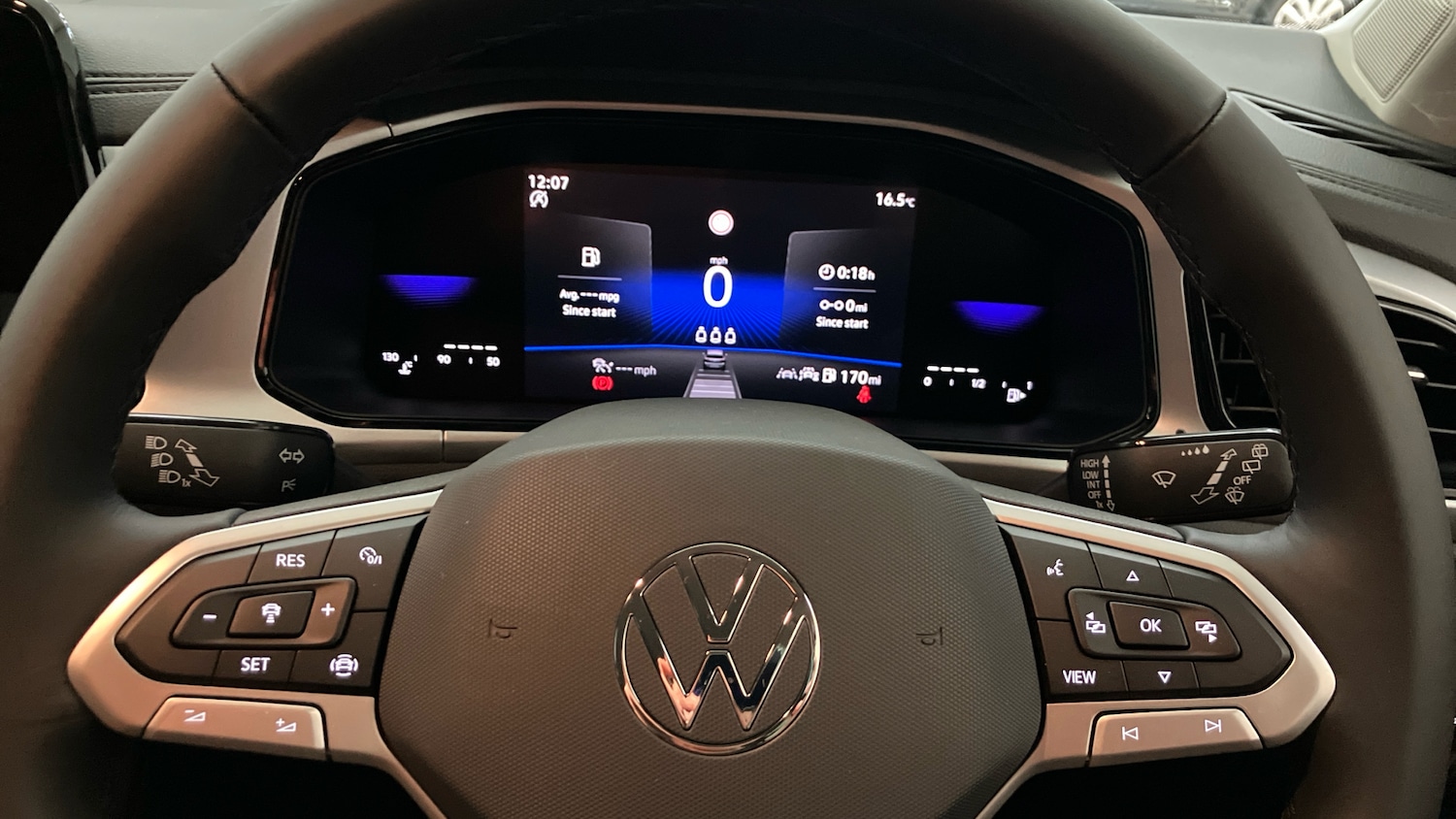 Used Volkswagen T-Roc 2025 for sale - 77085157: Photo 10