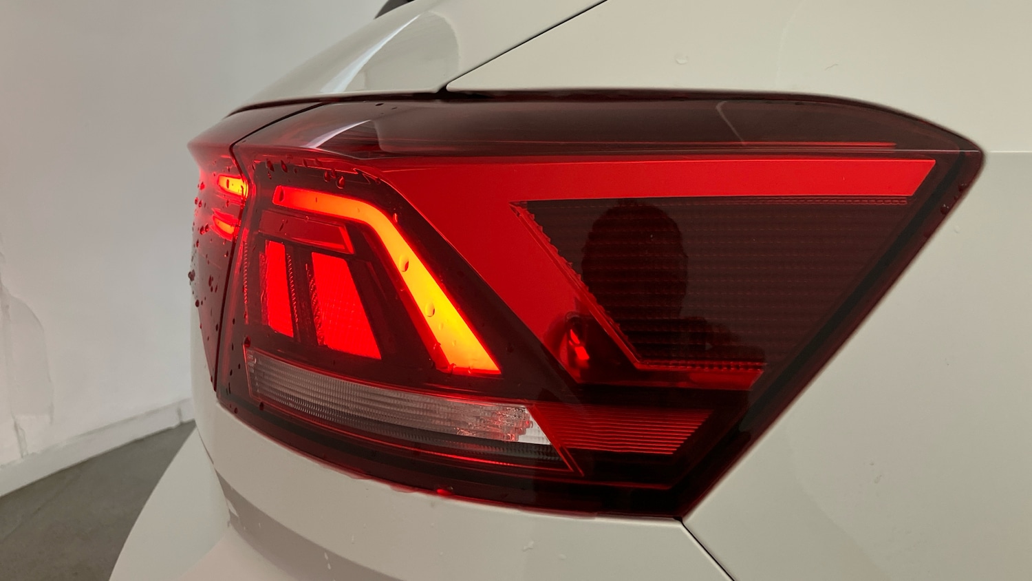 Used Volkswagen T-Roc 2025 for sale - 77085157: Photo 24