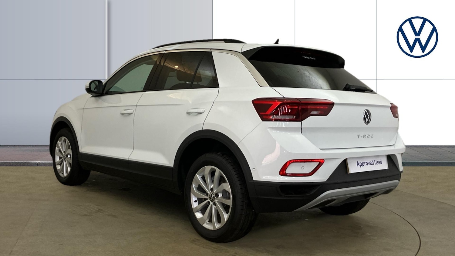 Used Volkswagen T-Roc 2025 for sale - 77085157: Photo 3