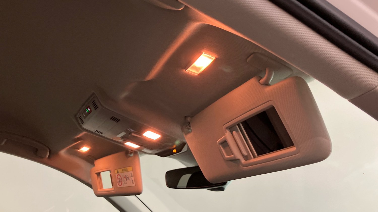 Used Volkswagen T-Roc 2025 for sale - 77085157: Photo 32