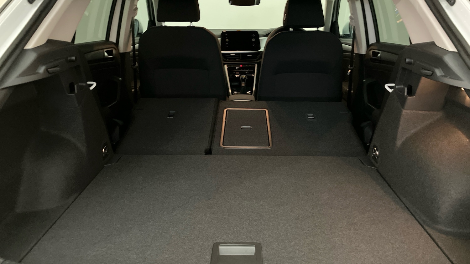 Used Volkswagen T-Roc 2025 for sale - 77085157: Photo 36