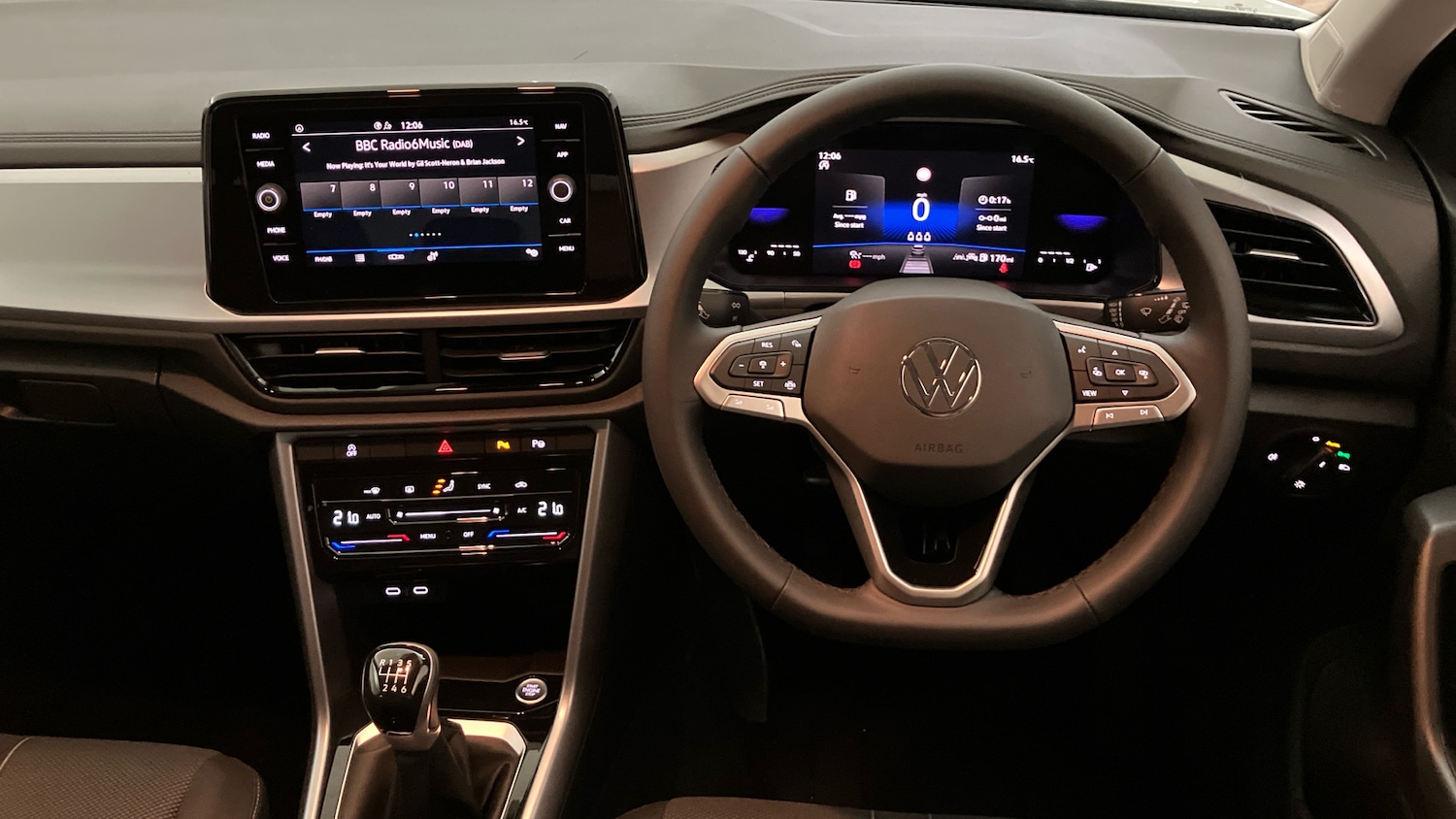 Used Volkswagen T-Roc 2025 for sale - 77085157: Photo 9