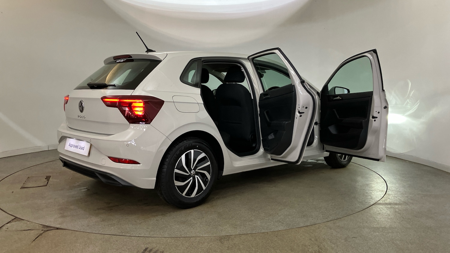 Used Volkswagen Polo 2022 for sale - 76048928: Photo 45