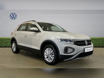 Used Volkswagen T-Roc 2023 for sale - 78408753: Photo