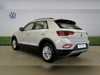 Used Volkswagen T-Roc 2023 for sale - 78408753: Photo