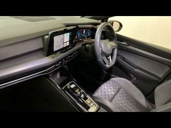 Used Volkswagen Golf 2024 for sale - 75133167: Photo