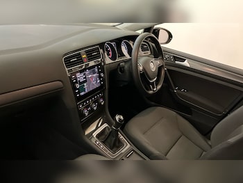 Used Volkswagen Golf 2020 for sale - 78627958: Photo
