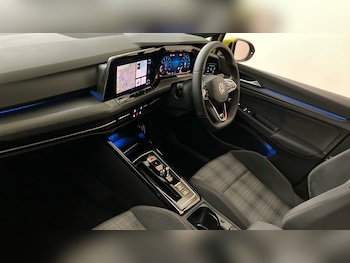 Used Volkswagen Golf 2024 for sale - 78281207: Photo