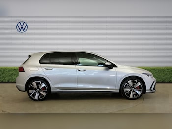Used Volkswagen Golf 2024 for sale - 78462463: Photo