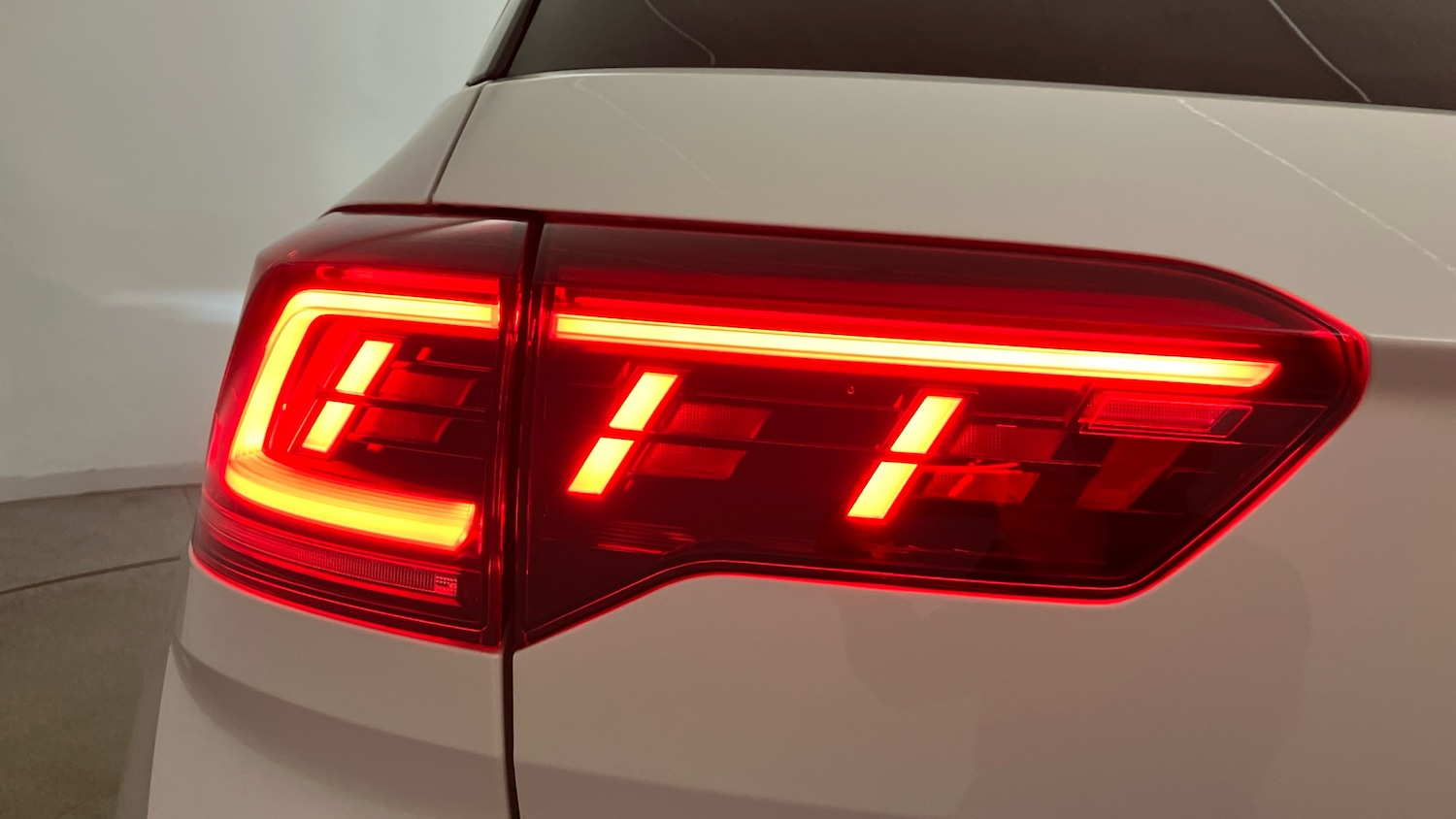 Used Volkswagen T-Roc 2025 for sale - 76945757: Photo 34