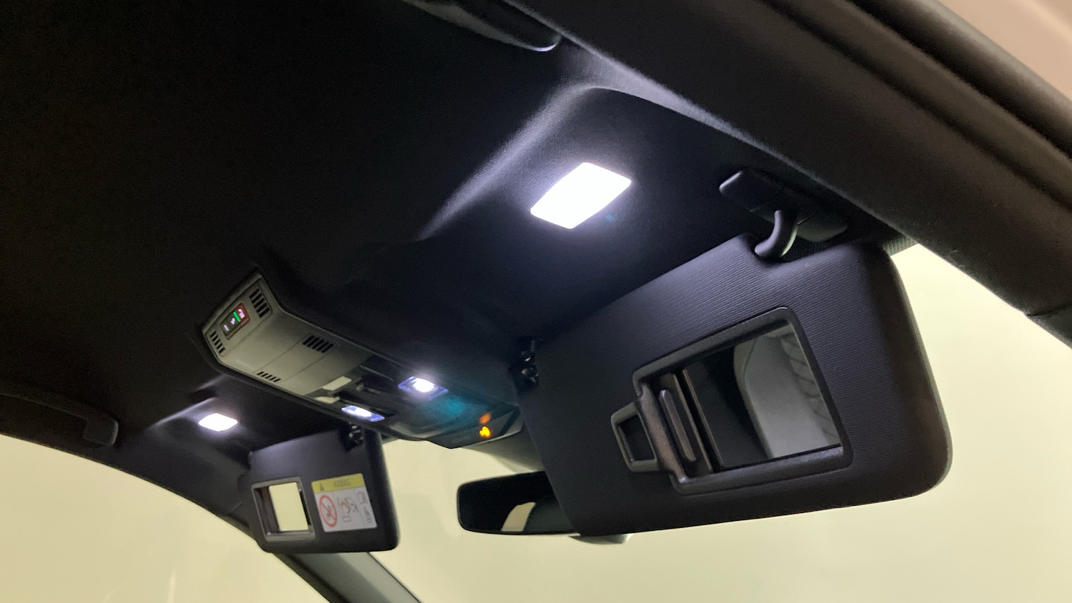 Used Volkswagen T-Roc 2025 for sale - 76945757: Photo 35