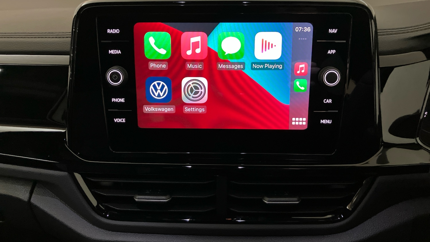 Used Volkswagen T-Roc 2025 for sale - 76945757: Photo 39