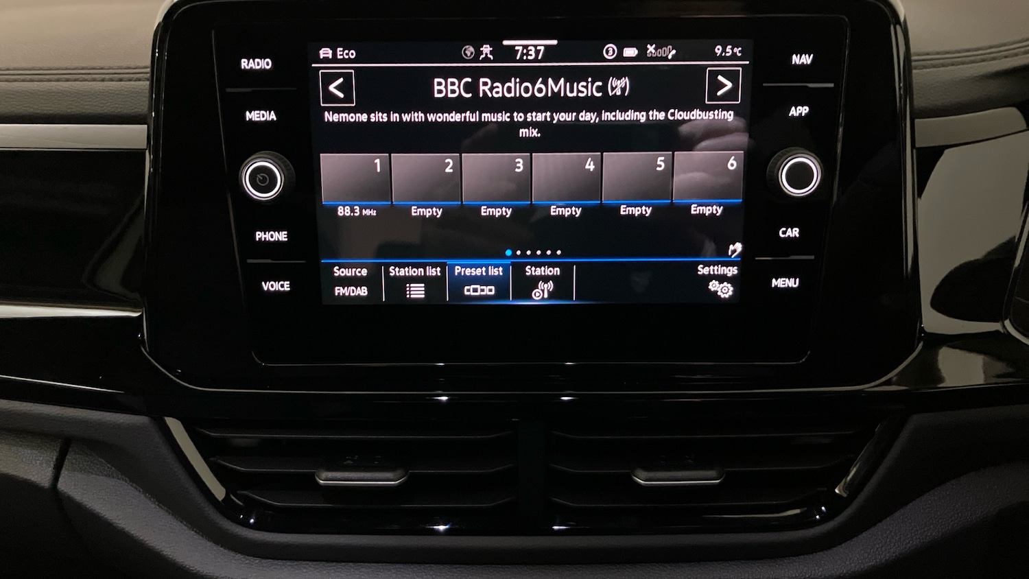 Used Volkswagen T-Roc 2025 for sale - 76945757: Photo 44