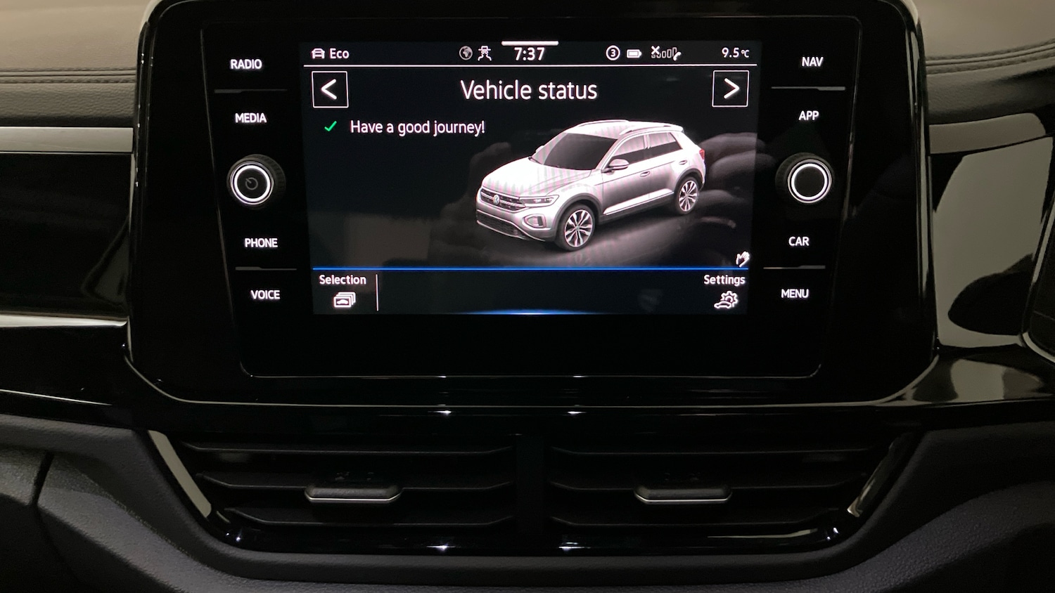 Used Volkswagen T-Roc 2025 for sale - 76945757: Photo 45