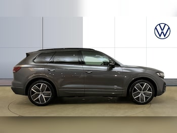 Used Volkswagen Touareg 2025 for sale - 77220677: Photo