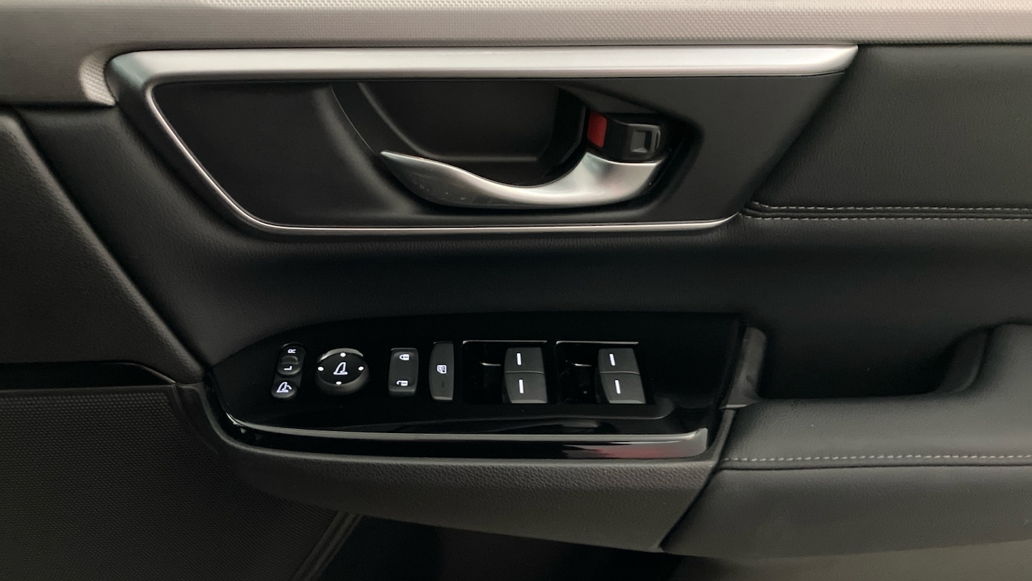 Used Honda CR-V 2019 for sale - 76101992: Photo 19