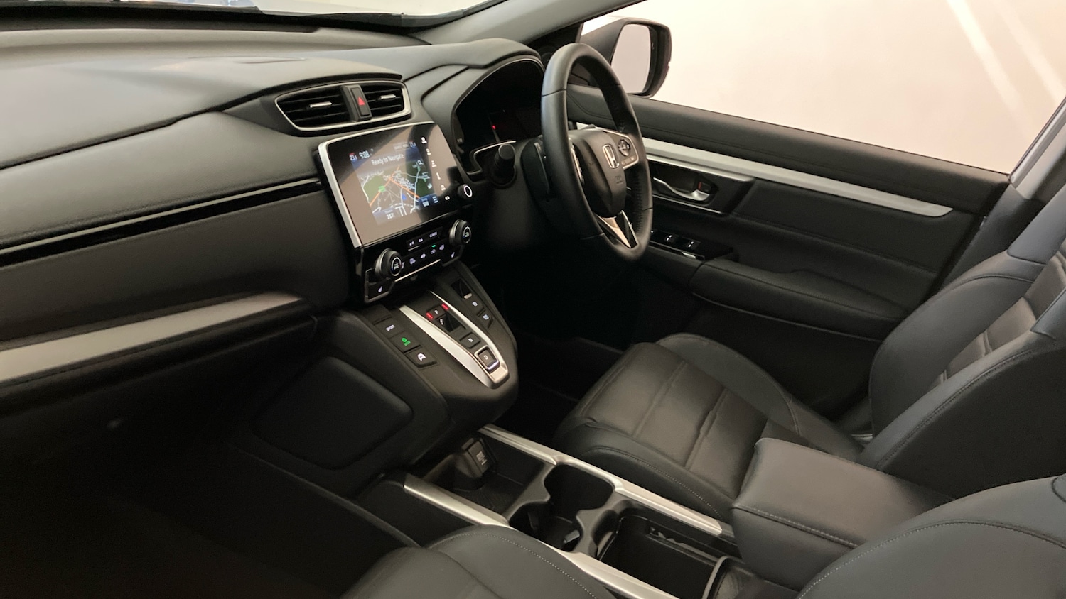 Used Honda CR-V 2019 for sale - 76101992: Photo 2