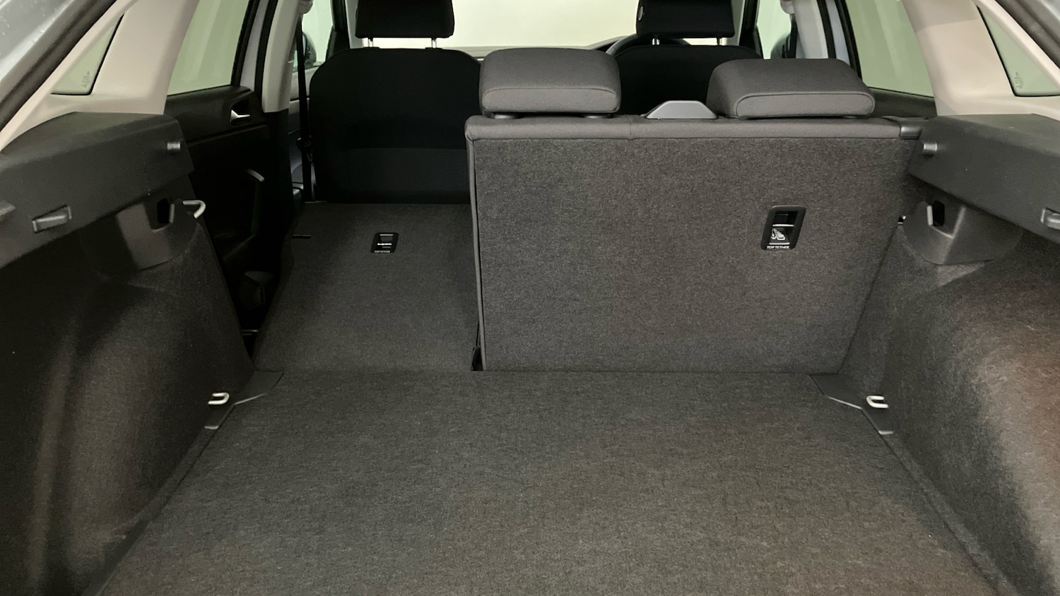 Used Volkswagen Taigo 2025 for sale - 76963190: Photo 37