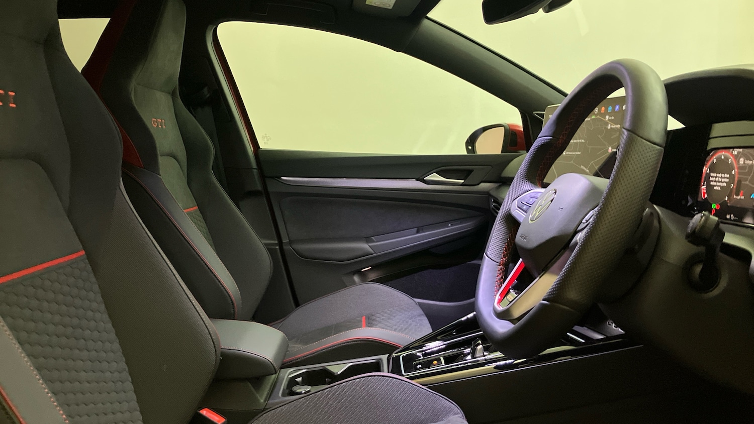 Used Volkswagen Golf 2025 for sale - 76048926: Photo 15