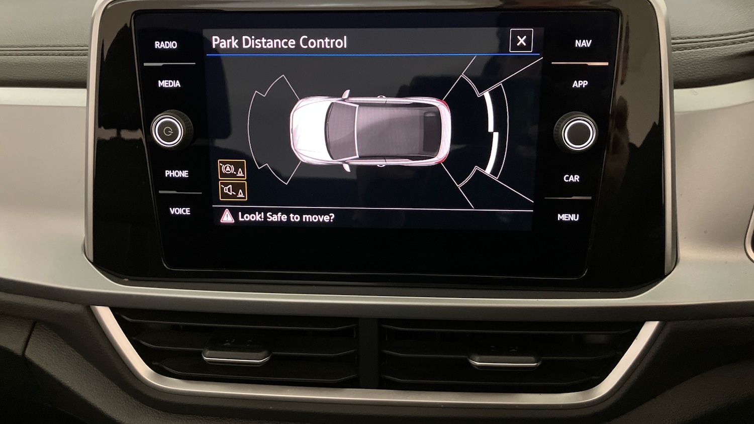 Used Volkswagen T-Roc 2022 for sale - 76467922: Photo 21