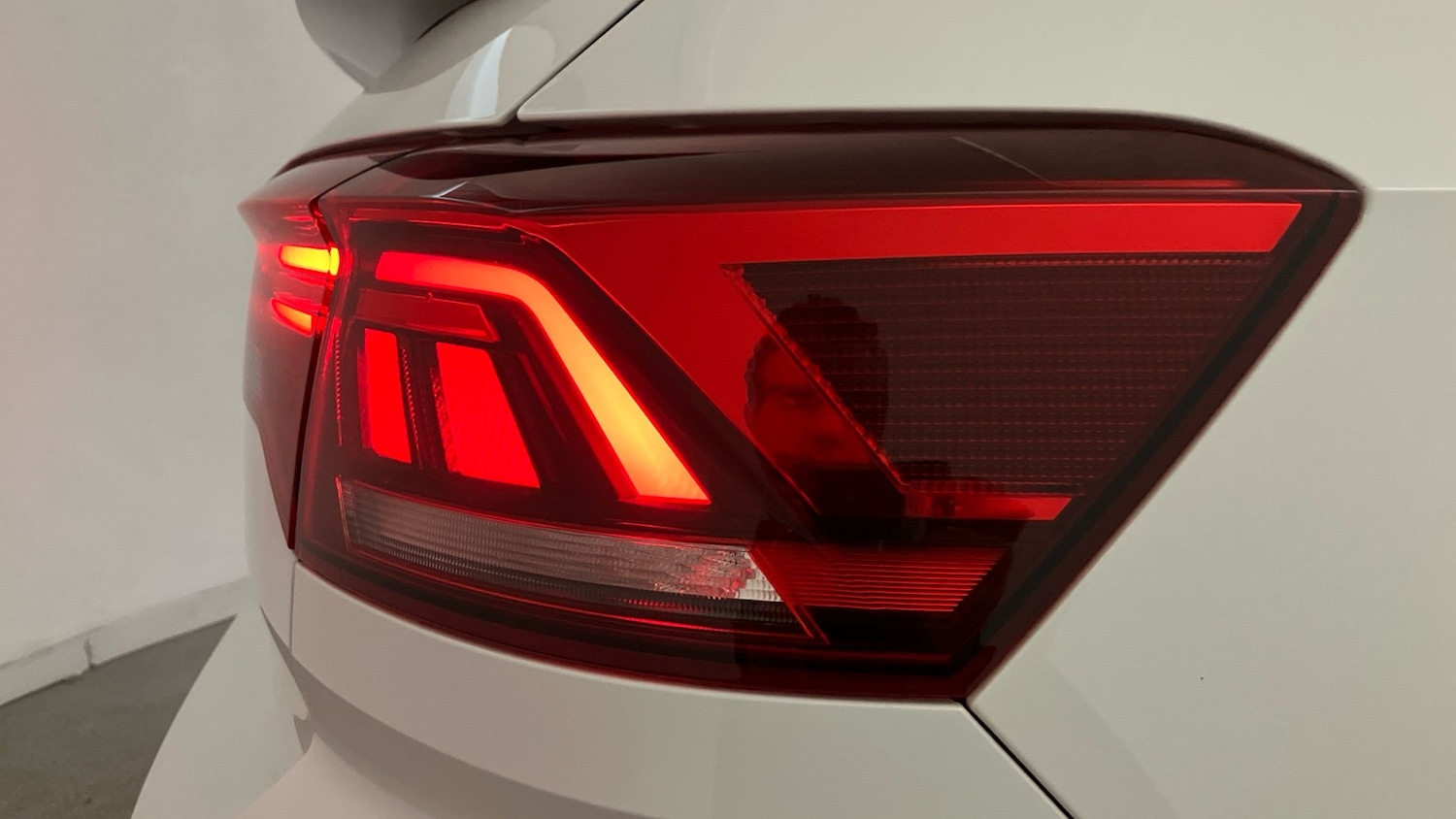 Used Volkswagen T-Roc 2022 for sale - 76467922: Photo 23