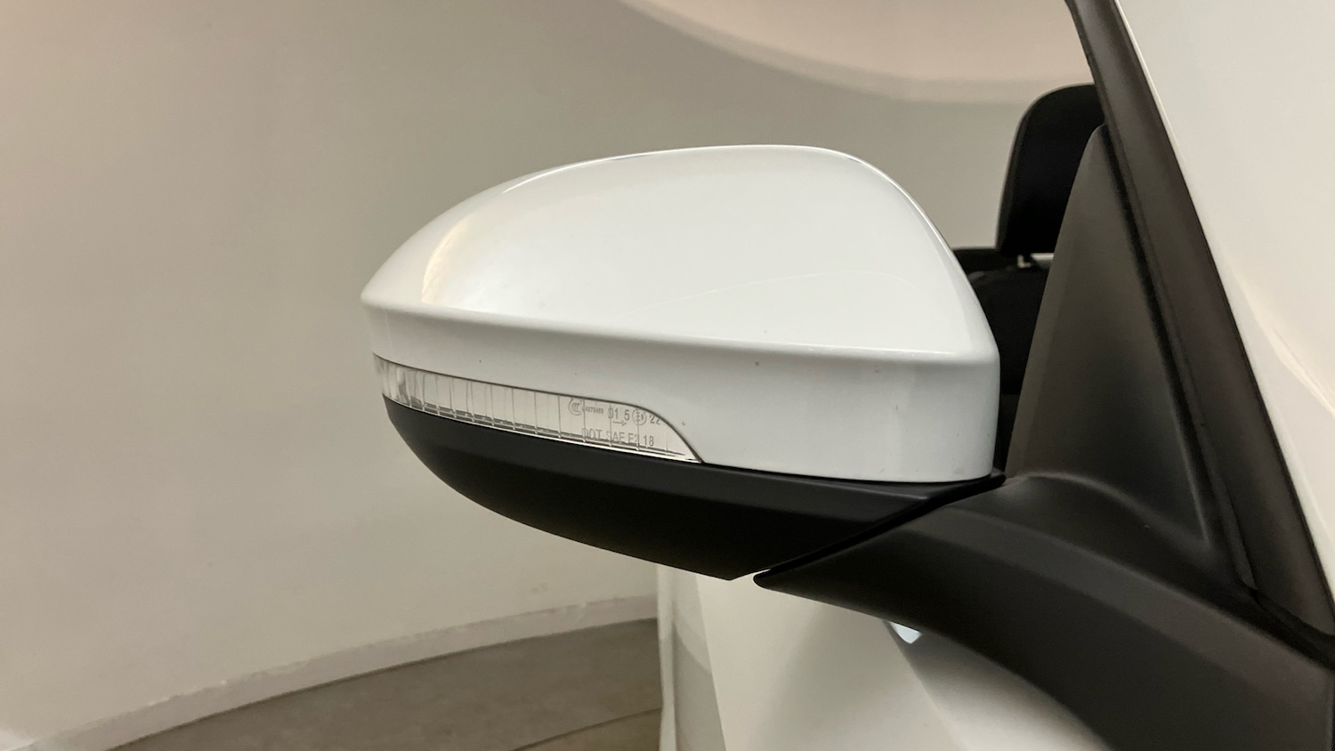 Used Volkswagen T-Roc 2022 for sale - 76467922: Photo 27