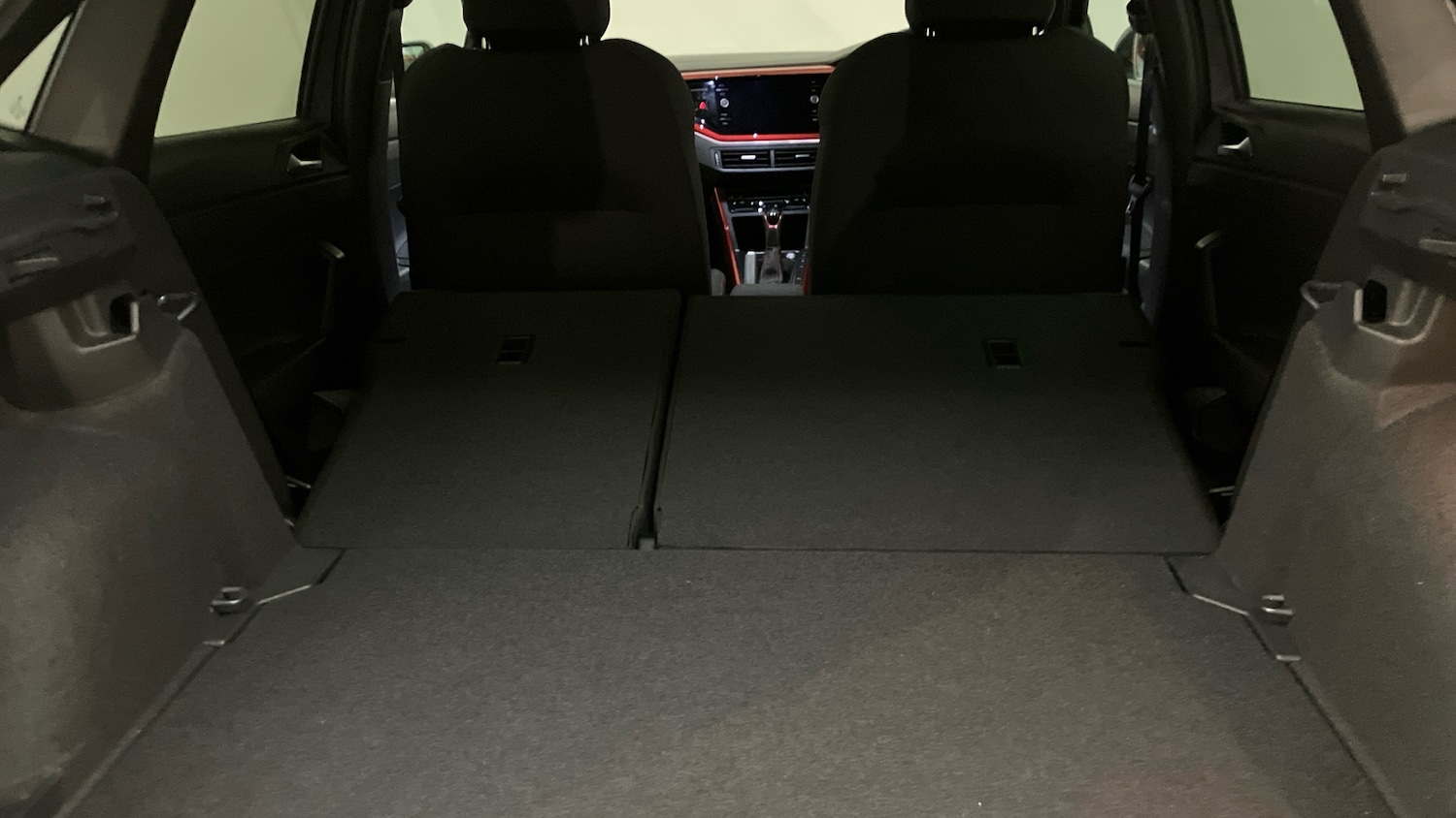 Used Volkswagen Polo 2022 for sale - 76683990: Photo 37