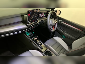 Used Volkswagen Golf 2025 for sale - 78716582: Photo