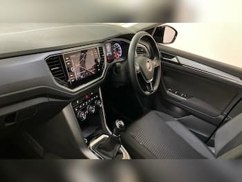 Used Volkswagen T-Roc 2021 for sale - 79636429: Photo