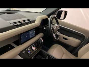 Used Land Rover Defender 2020 for sale - 74912524: Photo